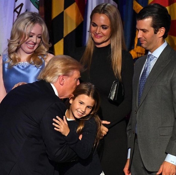 Trump'ın kızları İvanka ve Tiffany - Resim: 10