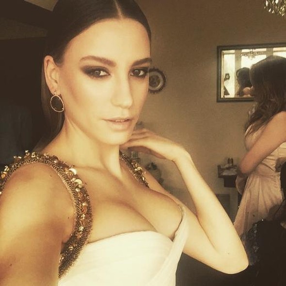 Serenay Sarıkaya herkesi şoke etti - Resim: 1