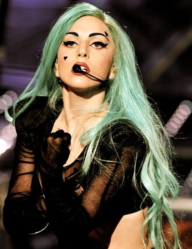 Lady Gaga hastalığını itiraf etti - Resim: 2