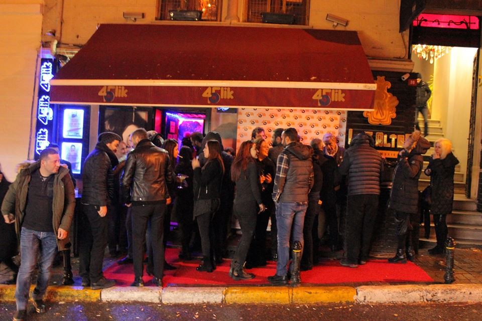 45lik Beyoğlu kış sezonuna muhteşem partiyle girdi - Resim: 4