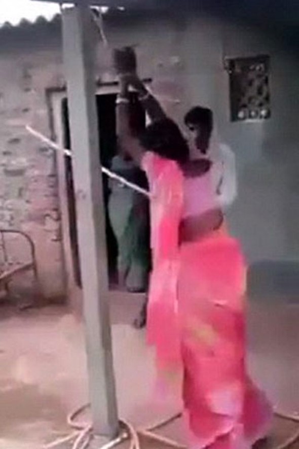 Hindistan'da karısını sevgilisiyle basan koca... - Resim: 1