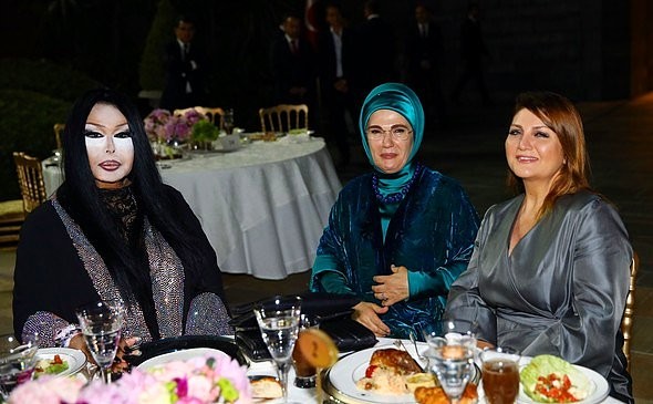 Ünlüler Cumhurbaşkanı Erdoğan'ın geleneksel iftar yemeğinde buluştu - Resim: 3