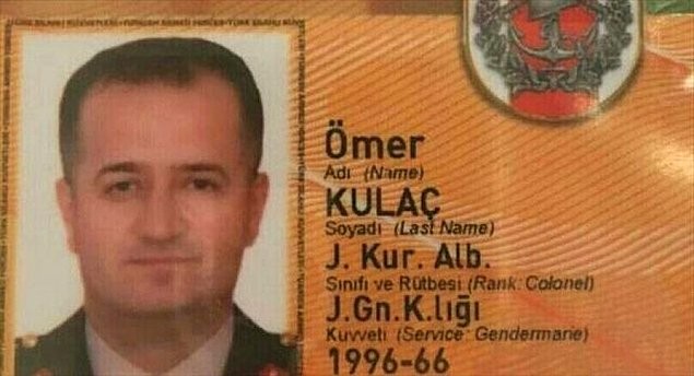 Kurmay Albay Ömer Kulaç aslında çok takipçili bir Twitter hesabıymış! - Resim: 2