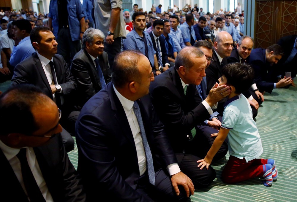 Erdoğan cuma namazını Beştepe'deki Millet Camisi'nde kıldı - Resim: 1