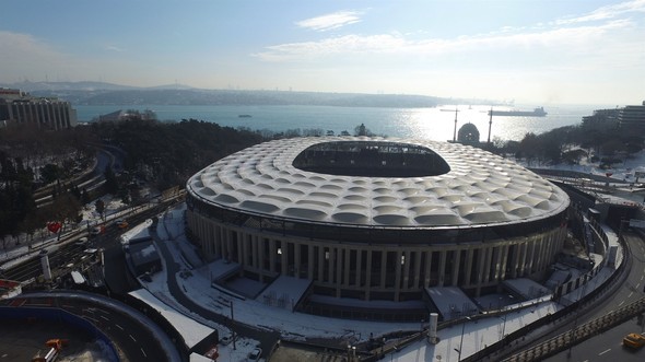 Vodafone Arena’nın çatısı karla doldu - Resim: 1
