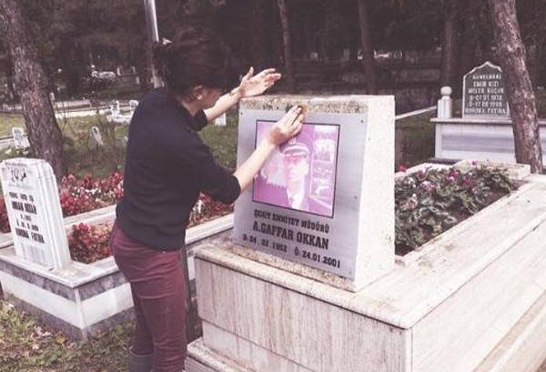 Gonca Vuslateri Gaffar Okkan'ı 16. ölüm yıl dönümünde andı - Resim: 3