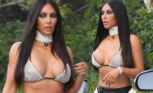 Kim Kardashian sadece sütyenle sokağa çıktı - Resim: 2