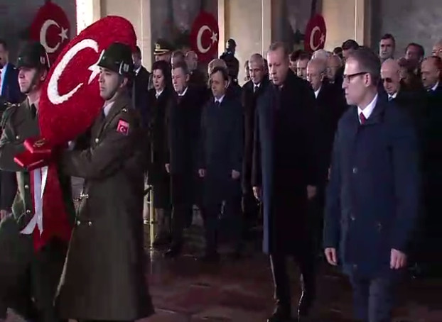 Cumhurbaşkanı Erdoğan Atatürk'ün huzurunda - Resim: 1
