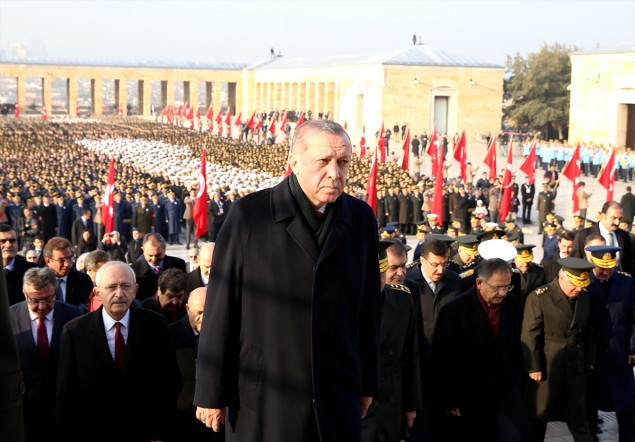 Cumhurbaşkanı Erdoğan Atatürk'ün huzurunda - Resim: 3