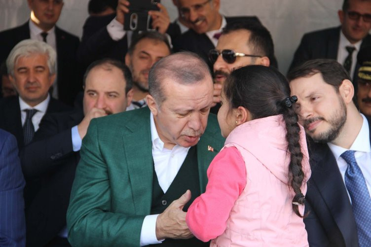 Erdoğan'a sarılan minik Göksu'nun hikayesi yürek burktu - Resim: 4