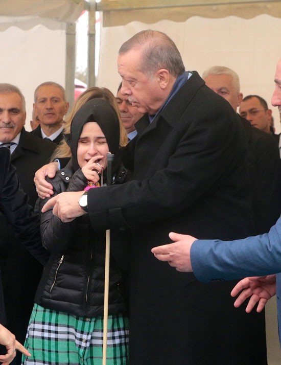 Sakarya'da Erdoğan engelli bir kıza... - Resim: 4
