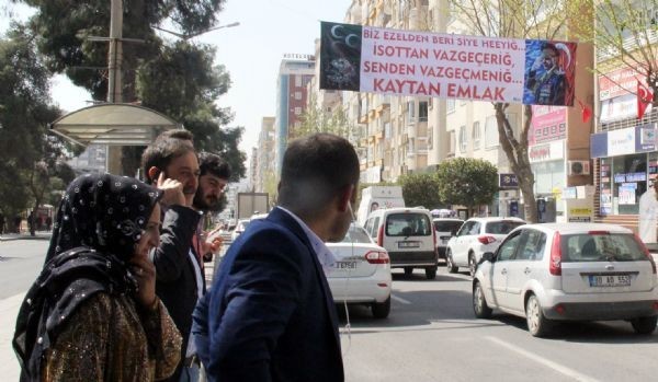 Şanlıurfa'da asılan Erdoğan pankartı olay oldu - Resim: 4