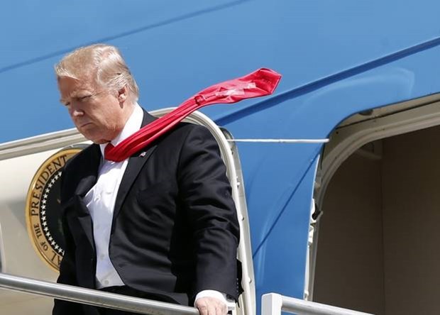 Trump'ın olay kravatı! - Resim: 1