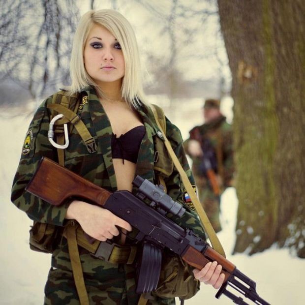 Dünyanın en iyi kadın askerleri - Resim: 2