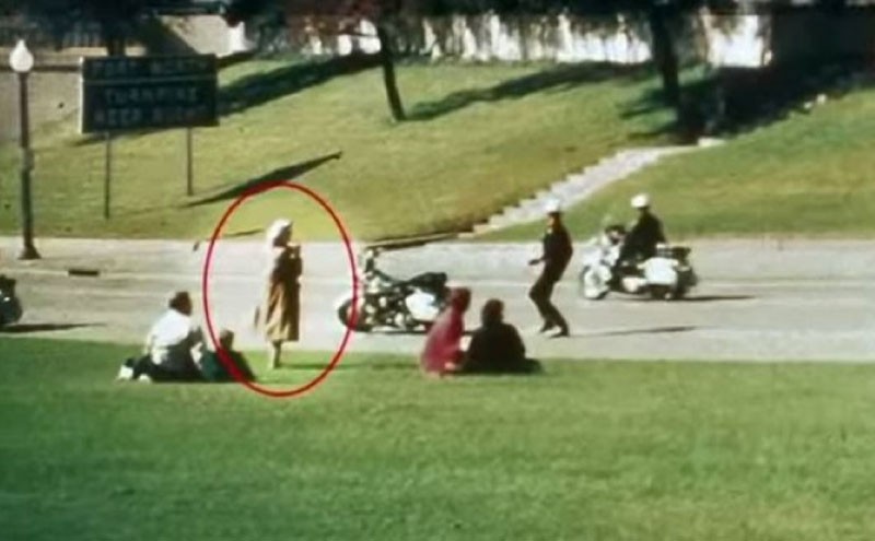 Kennedy suikastındaki gizemli kadın Babuşka'nın sırrı çözülemiyor - Resim: 2