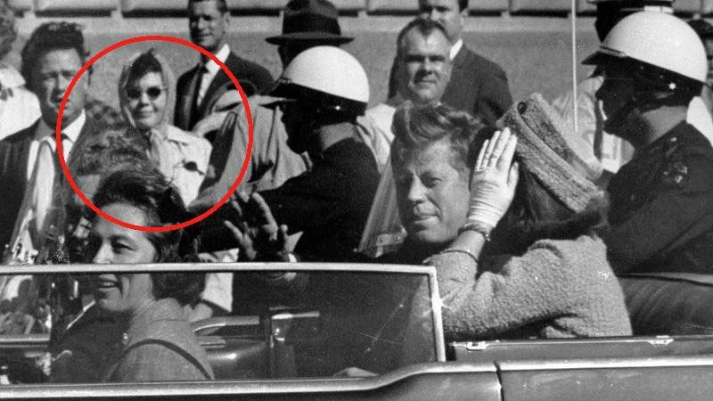 Kennedy suikastındaki gizemli kadın Babuşka'nın sırrı çözülemiyor - Resim: 4