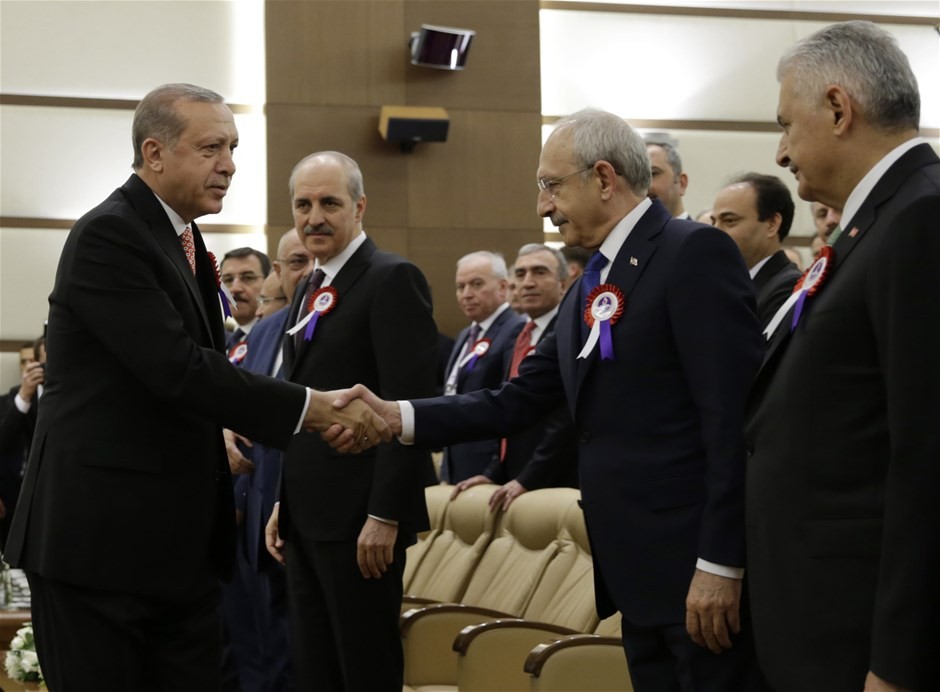 Başbakan ve Kılıçdaroğlu'ndan samimi görüntüler - Resim: 2