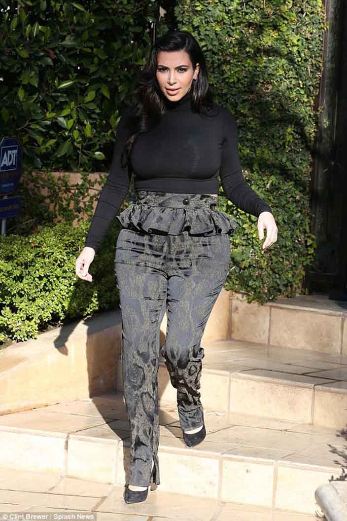 Kim Kardashian'ın aşırı rüküş halleri - Resim: 1