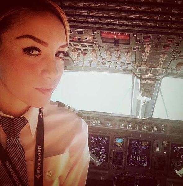 Meksikalı kadın pilot sosyal medya fenomeni oldu - Resim: 2