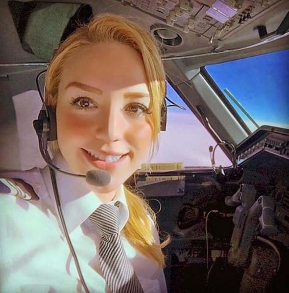 Meksikalı kadın pilot sosyal medya fenomeni oldu - Resim: 3