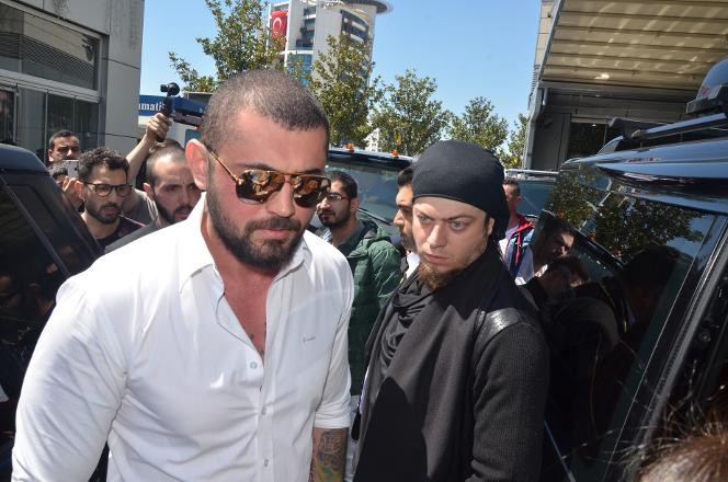 Yetenek Sizsiniz'in Aref'i Çerkez Cengiz'i cezaevine uğurladı - Resim: 1