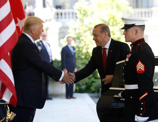 ABD Başkanı Trump ve Recep Tayyip Erdoğan'ın kritik görüşmesi - Resim: 3