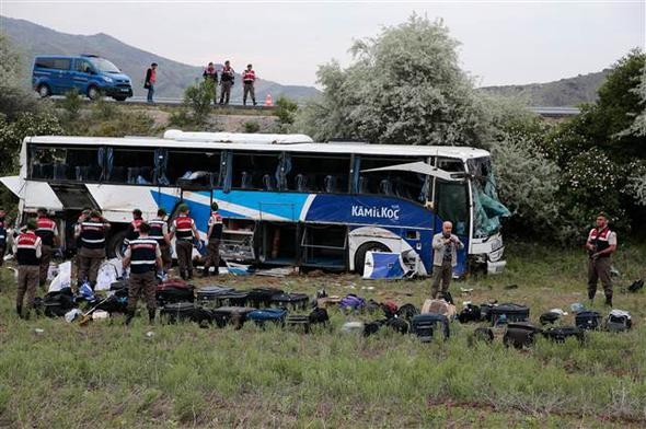 Kastamonu'daki otobüs kazasından ilk görüntüler - Resim: 2