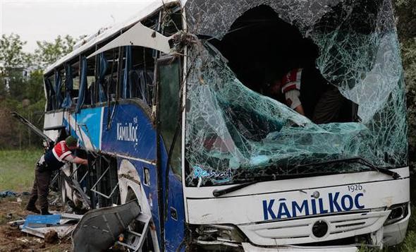 Kastamonu'daki otobüs kazasından ilk görüntüler - Resim: 4