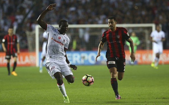 Beşiktaş Gaziantep'i yendi şampiyon oldu - Resim: 1