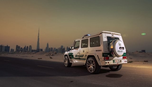 Dubai Polis Teşkilatı'nın birbirinden değerli süper otomobilleri - Resim: 2