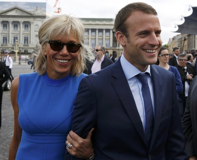 Fransa'nın yeni First Lady'si Brigitte Macron! Eşinden 24 yaş büyük - Resim: 1