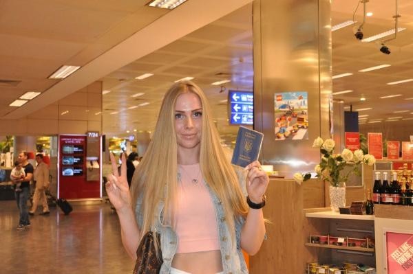 Ukrayna'dan pasaportsuz ilk gelen güzel turistlere bakın - Resim: 2