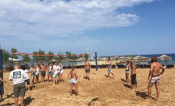 Survivor'daki voleybol maçı nefes kesti - Resim: 1