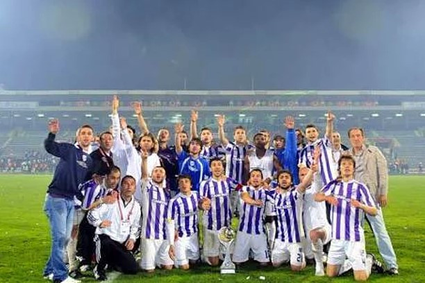 Oynadığı takımı Süper Lig'e çıkarıp 1. lig efsanesi olan Murat Akın - Resim: 3