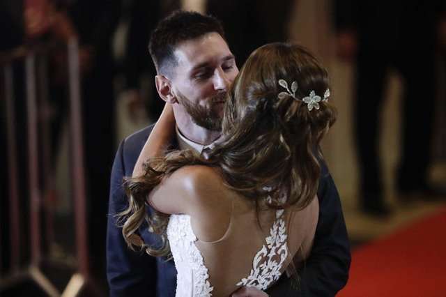 Lionel Messi dünyaevine girdi! İşte düğünden kareler - Resim: 1