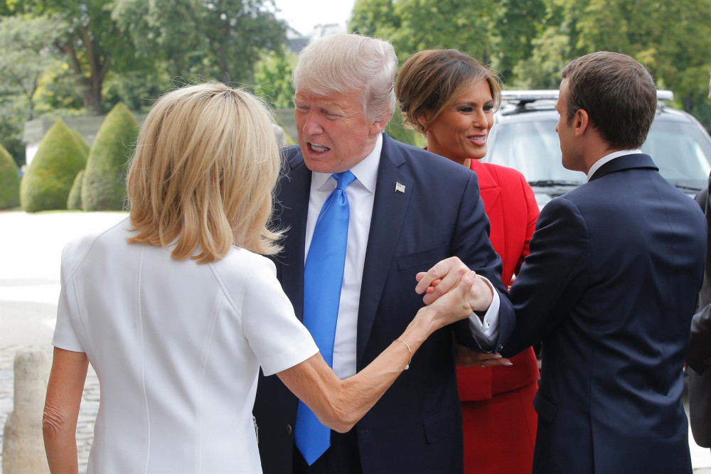 Trump'tan Macron'un eşine ilginç iltifat - Resim: 1