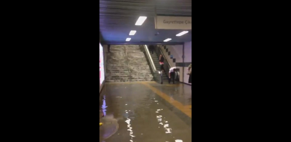İstanbul'da Metro istasyonları sular altında! - Resim: 3