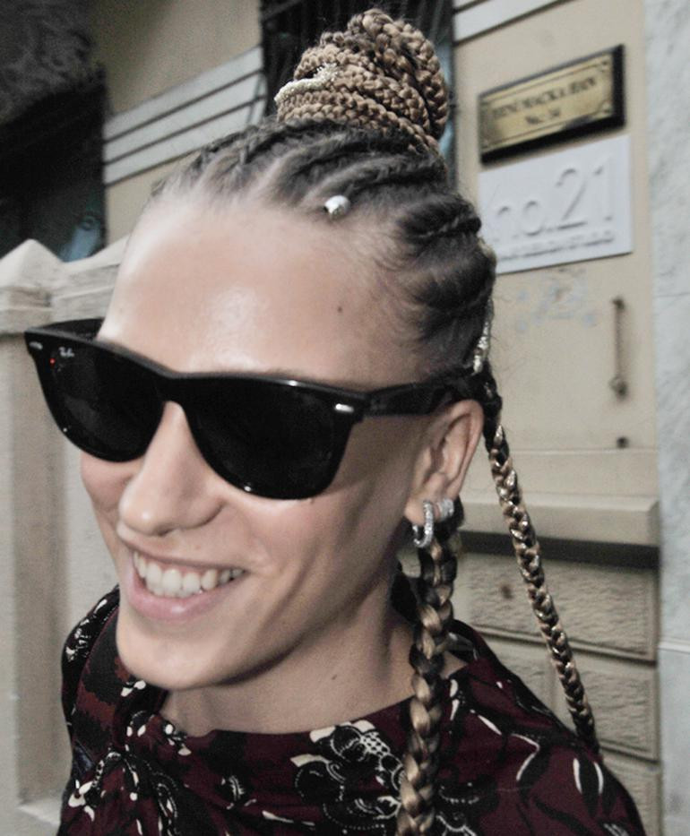 Serenay Sarıkaya Afrika örgüsü modeline geçti - Resim: 3