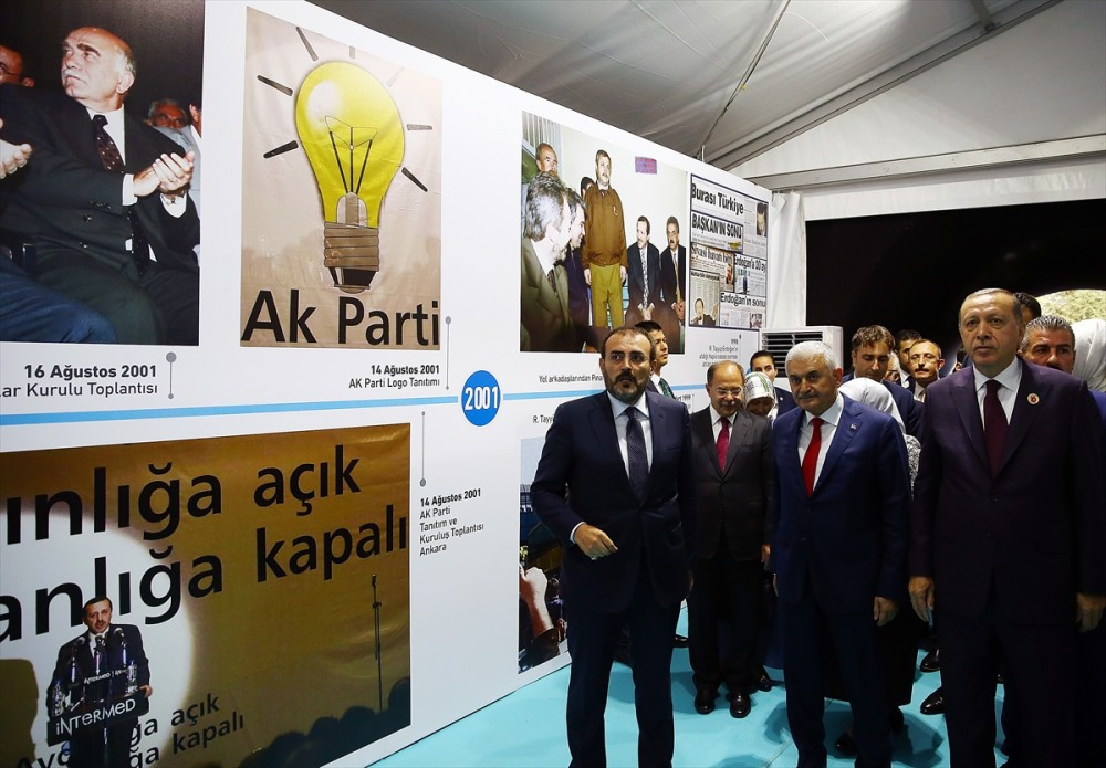 AKP'nin 16. yıl kutlamasından dikkat çeken kareler - Resim: 2