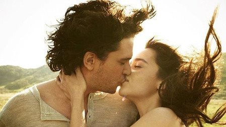 Daenerys Targaryen ile Jon Snow'un öpüşme pozu olay oldu! - Resim: 2