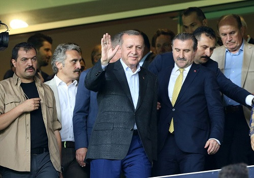 Erdoğan, Fenerbahçe Strum Graz maçını izledi - Resim: 1