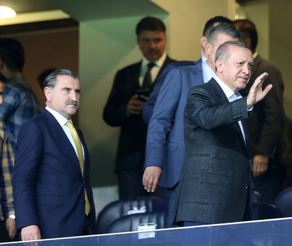 Erdoğan, Fenerbahçe Strum Graz maçını izledi - Resim: 2