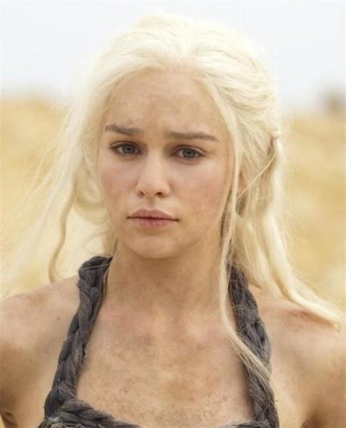 Khaleesi'yi canlandıran dublör Emilia Clarke'den daha güzel - Resim: 4