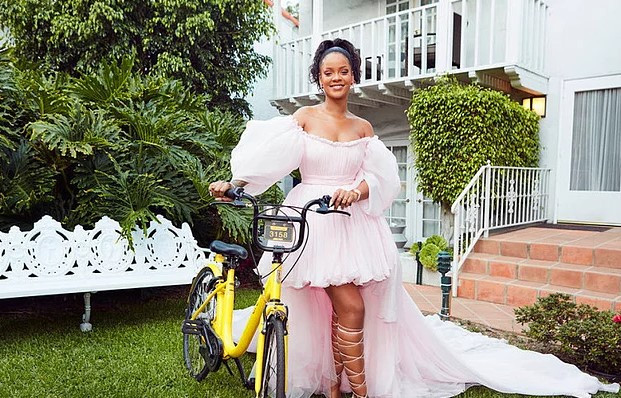 Rihanna, Malavili kızlara eğitim ve bisiklet sağlamak için proje başlattı - Resim: 3