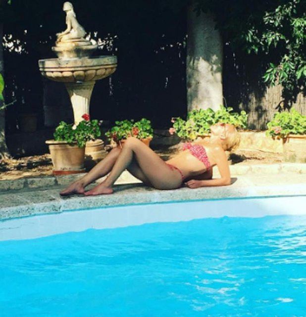 Meryem Uzerli'nin bikinili pozu sosyal medyayı salladı - Resim: 3