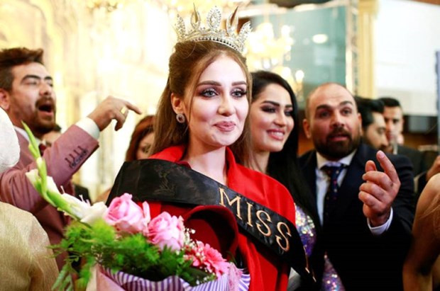 Irak Güzeli Hülya Avşar'la aynı kaderi yaşadı: Evli çıkınca... - Resim: 2