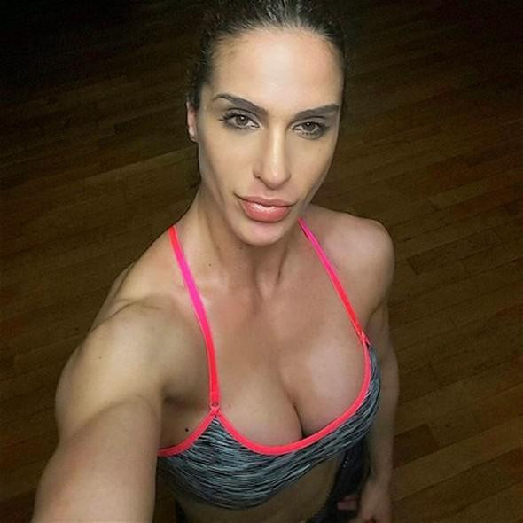 Deniz Eke Türkiye Bikini Fitness Şampiyonu oldu - Resim: 2