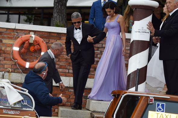 George Clooney karısını galaya böyle getirdi - Resim: 4