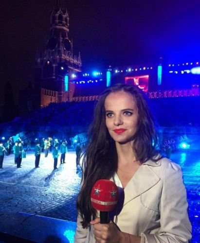 Rus Bakan Sergey Şoygu’nun basın sözcüsü Rossiyana Markovskaya'nın dikkat çeken pozları - Resim: 4