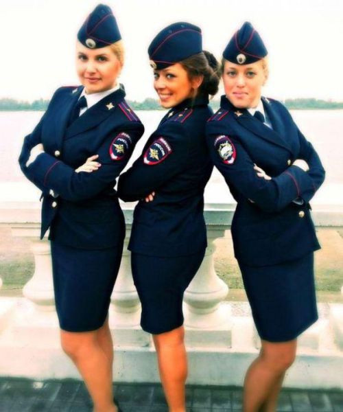 Rusya'nın bizi de tutuklasa dedirten güzel polisleri - Resim: 3